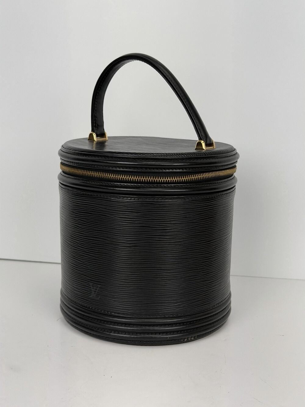 Louis Vuitton Cannes Vanity Case Bag in Black Textured Epi Leather S